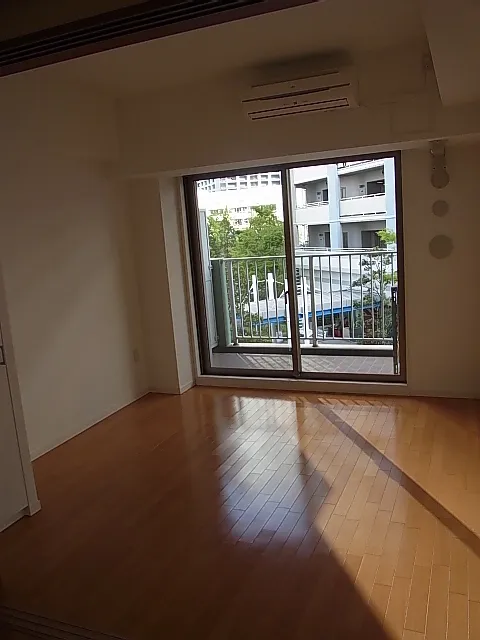 Esty Maison Toyosu Residence - Interior - ["Flooring", "Floor", "Apartment"]