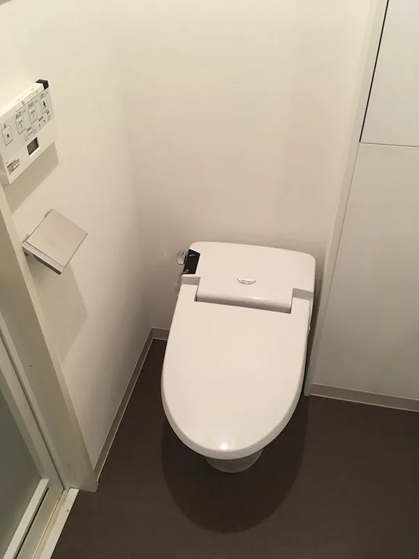 Shinagawa East - Interior - ["Toilet", "Toilet seat", "Plumbing fixture"]