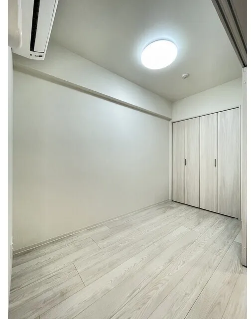 Comforia Liv Minamisunamachi East - Interior - ["Flooring", "Wood", "Floor"]