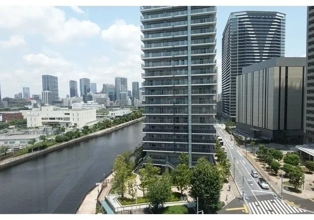 Frontier Residence The Tower Shinagawa - Interior - ["Skyscraper", "Daytime", "Building"]
