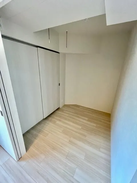 Crevia RXe Kitashinagawa II Station Court - Interior - ["Property", "Cabinetry", "Building"]