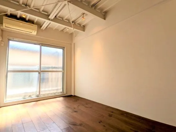 Tete Zoshigaya - Interior - ["Flooring", "Wood", "Floor"]