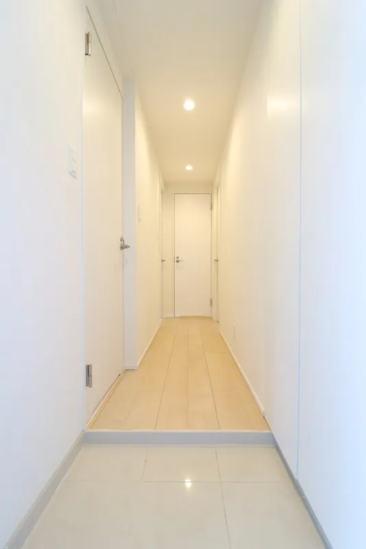 Terrace Kitazawa - Interior - ["Flooring", "Floor", "Wall"]