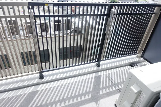 Park Axis Minami Aoyama 7 Chome - Interior - ["Product", "Handrail", "Cage"]
