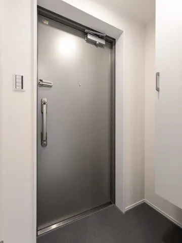 Citywalk Ebara Nakanobu - Interior - ["Door", "Household hardware", "Door handle"]