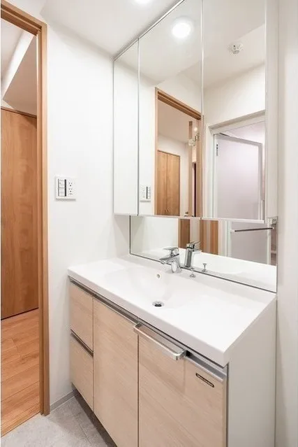 BPR Residence Nerima Fujimidai - Interior - ["Flooring", "Sink", "Interior design"]