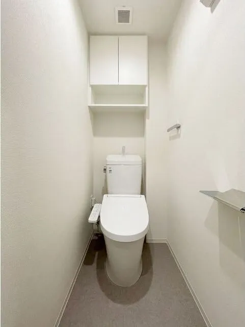 Asyl Court Nerima Nakamurabashi - Interior - ["Toilet seat", "Toilet", "Flooring"]