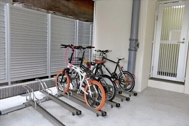 LUCULIA COURT - Other - ["Bicycle wheel", "Bicycle", "Vehicle"]