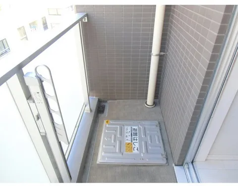 Brescia Nihonbashi Kakigaracho - Interior - ["Floor", "Composite material", "Tile"]