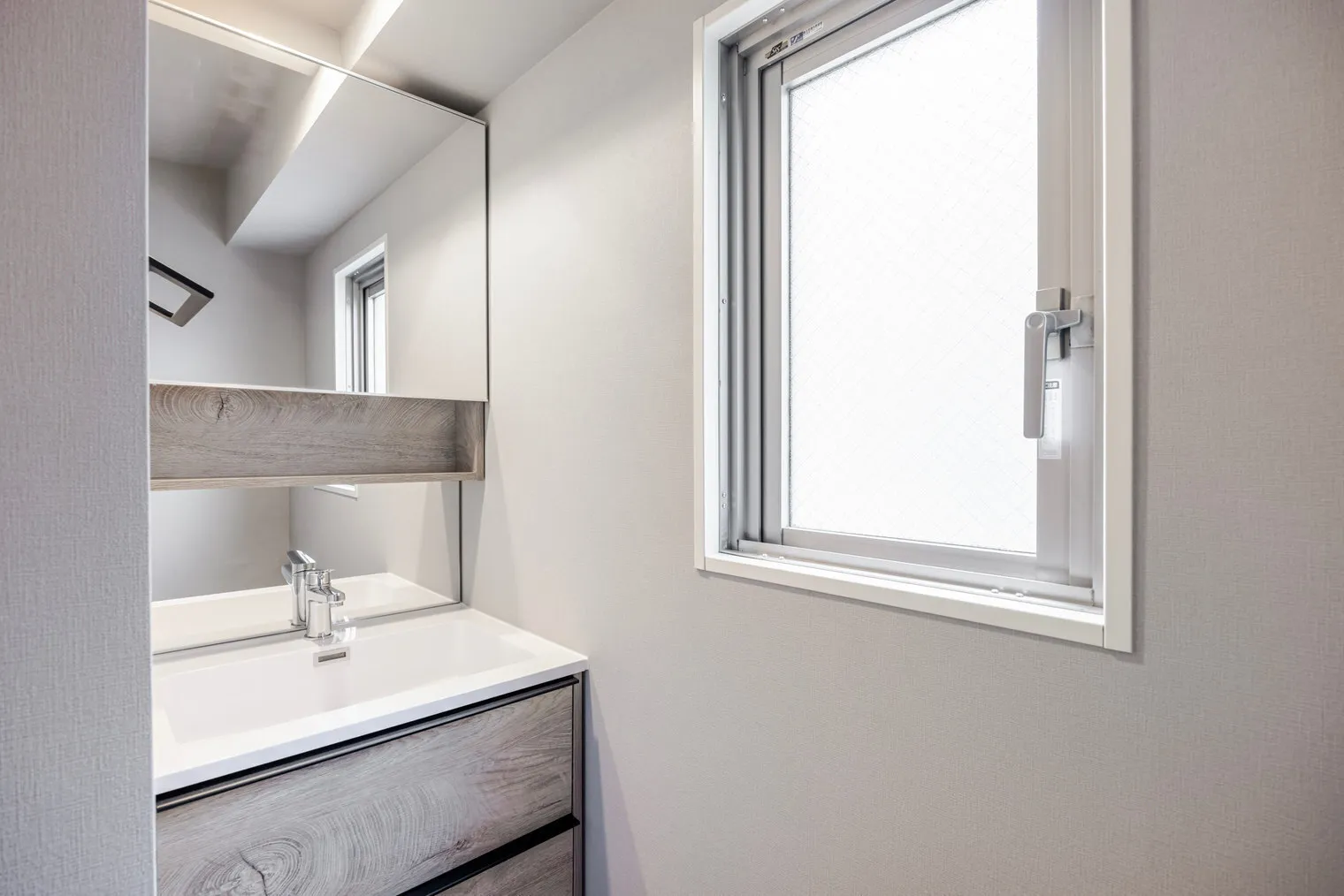 DeLCCS Nagatacho - Interior - []