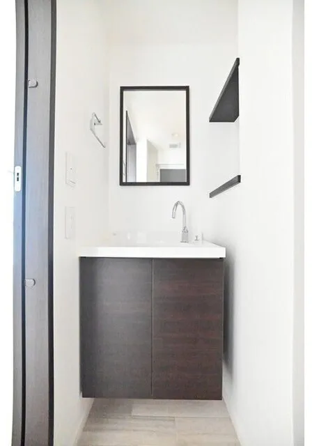 K's Omotesando - Interior - ["Wall", "Plumbing fixture", "Interior design"]