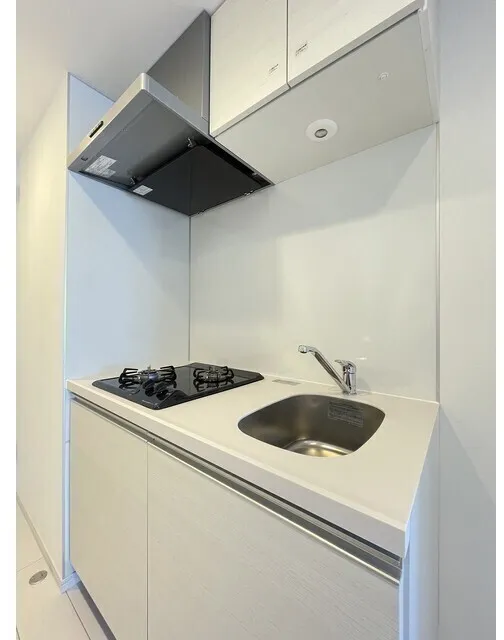 Comforia Liv Ueno - Interior - ["Major appliance", "Kitchen", "Flooring"]