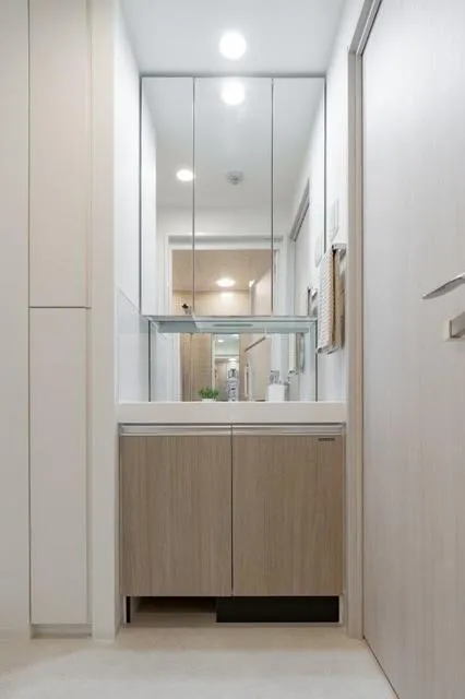 Asyl Court Korakuen - Interior - ["Interior design", "Wall", "Flooring"]
