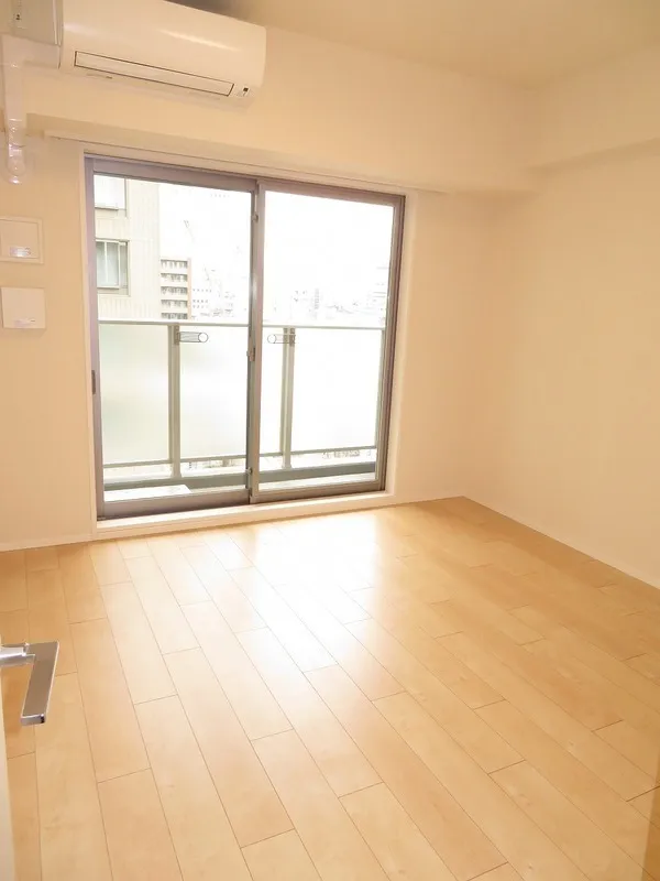 The Park Cross Monzen-Nakacho - Interior - ["Flooring", "Wood flooring", "Floor"]