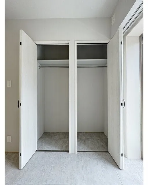Comfortia Liv Bunkyo Sendagi - Interior - ["Wall", "Flooring", "Wood"]