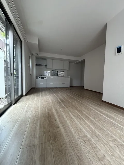 Rosa Terrace - Interior - ["Flooring", "Floor", "Wood flooring"]