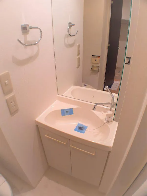 RESIDIA Ichigaya Yakuoji - Interior - ["Plumbing fixture", "Plumbing", "Bathroom"]