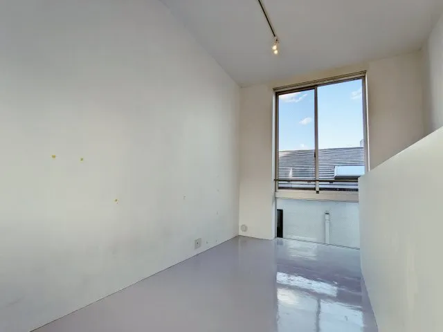 Faret Yoyogi Uehara - Interior - ["Window", "Fixture", "Wood"]
