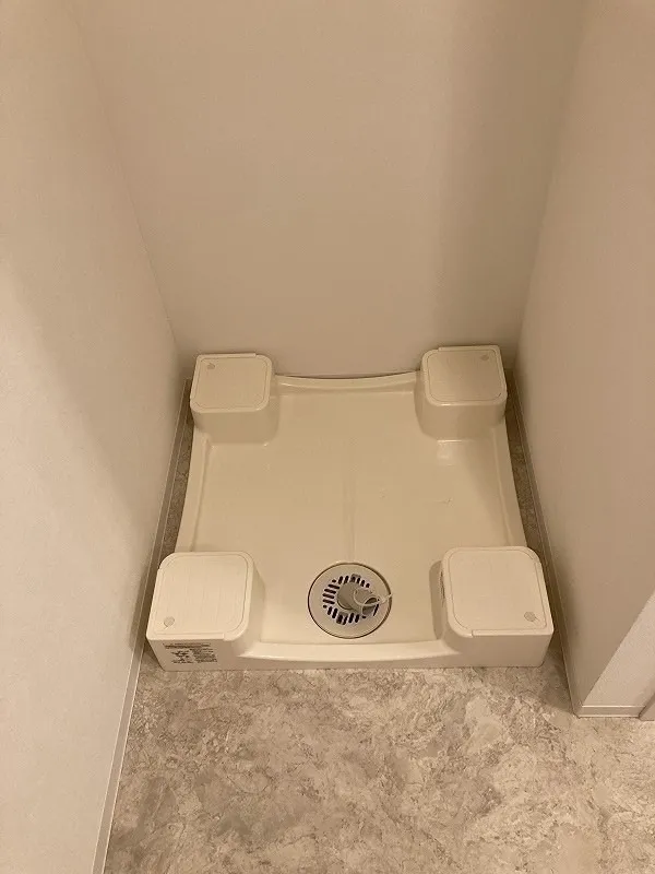 Comfort South Shirokanedai - Interior - ["Toilet", "Plumbing fixture", "Toilet seat"]