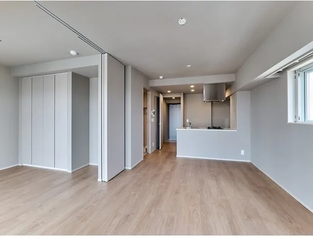 Baus Flats Kuramae - Interior - ["Flooring", "Floor", "Wood"]
