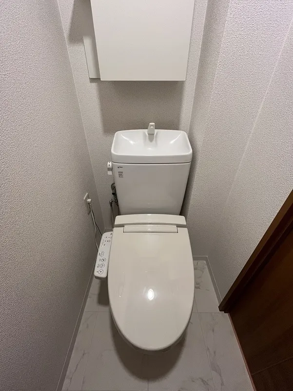 Esty Maison Toyosu Residence - Interior - ["Toilet seat", "Toilet", "Plumbing fixture"]