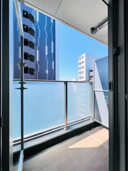 Brillia Ist Ryogoku - Interior - ["Apartment", "Glass", "Balcony"]