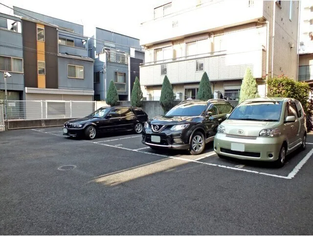 El Grampia - Other - ["Land vehicle", "Vehicle", "Car"]