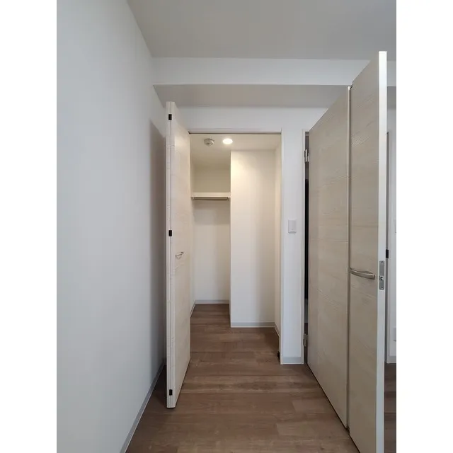 Villa Claire Bunkyo Koishikawa - Interior - ["Building", "Door", "Fixture"]
