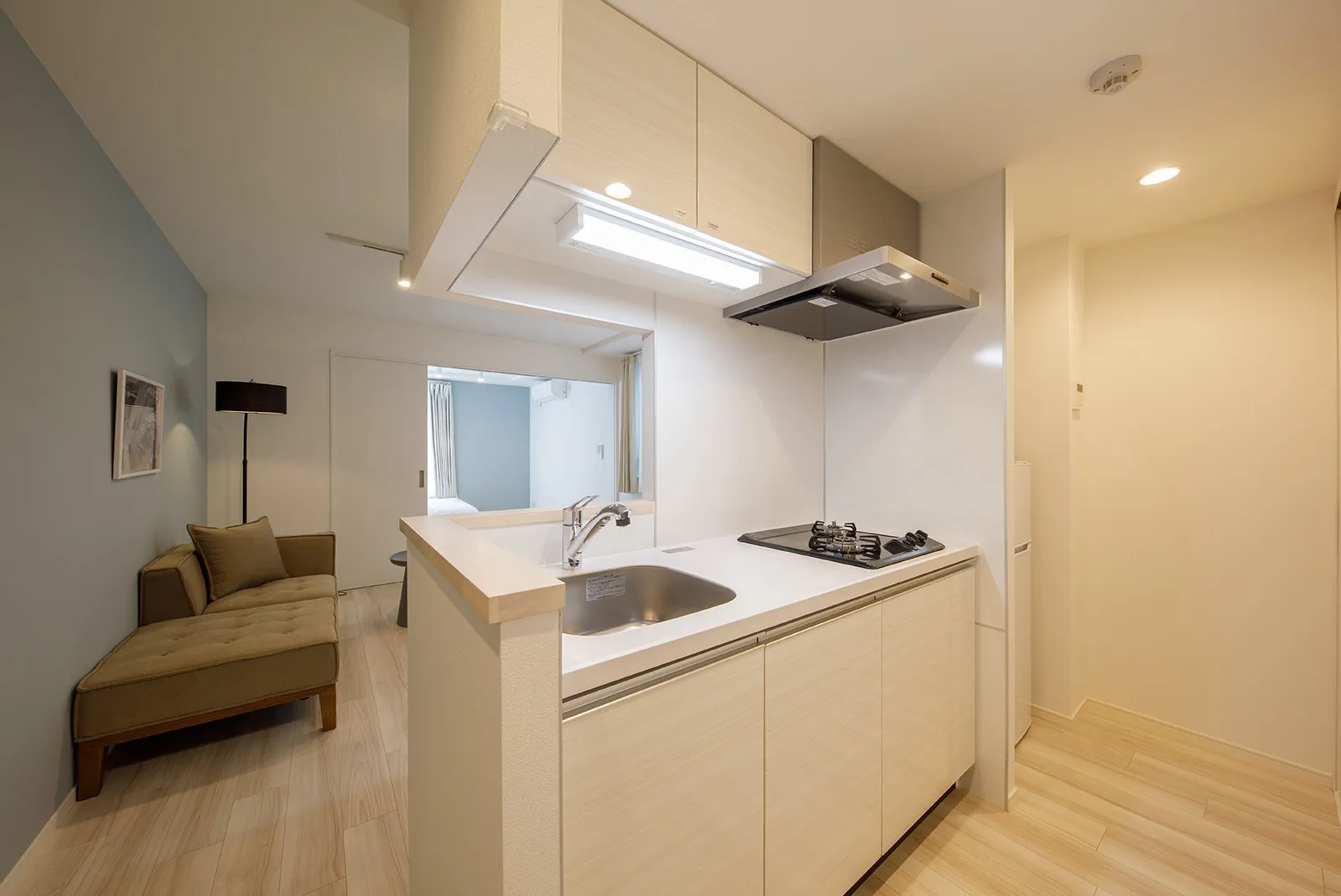Hmlet Yoyogi Uehara - Interior - ["Flooring", "Interior design", "Floor"]
