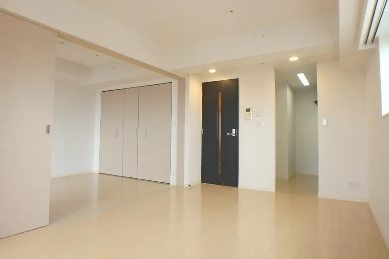 Cross Residence Kamata - Interior - ["Flooring", "Floor", "Wood"]