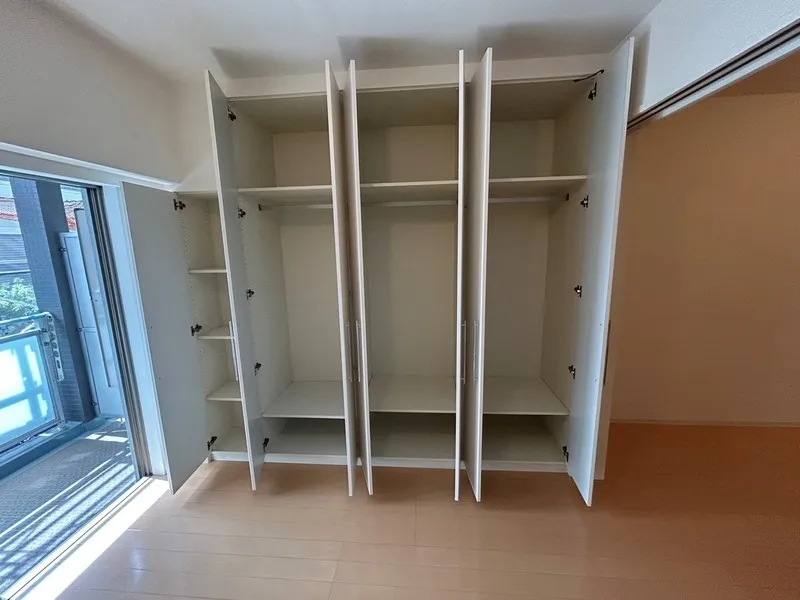 JMF Residence Akabane Shimo - Interior - ["Wood", "Flooring", "Floor"]