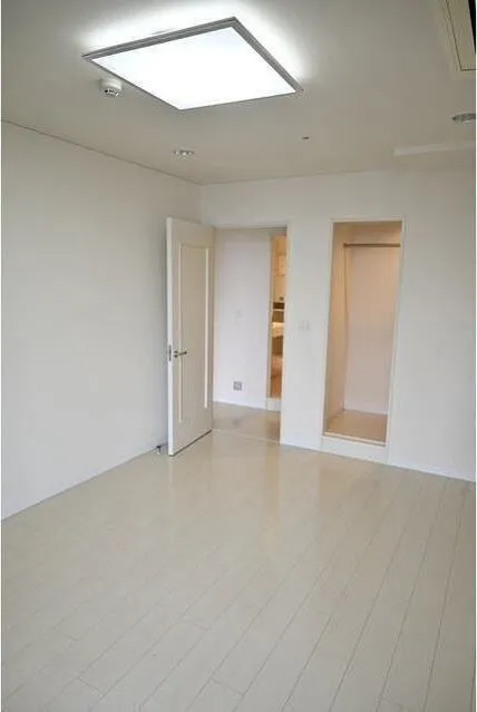Shibuya Property Tower - Interior - ["Fixture", "Flooring", "Door"]