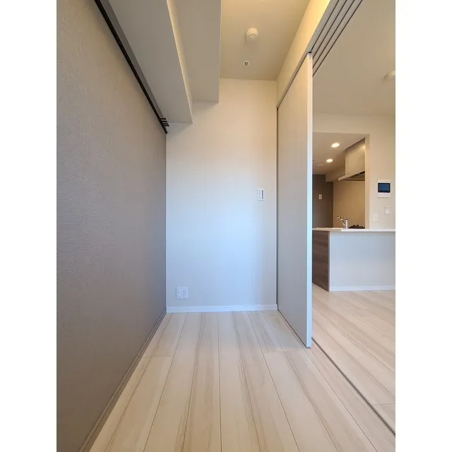 Comforia Higashioi II - Interior - ["Building", "Wood", "Hall"]