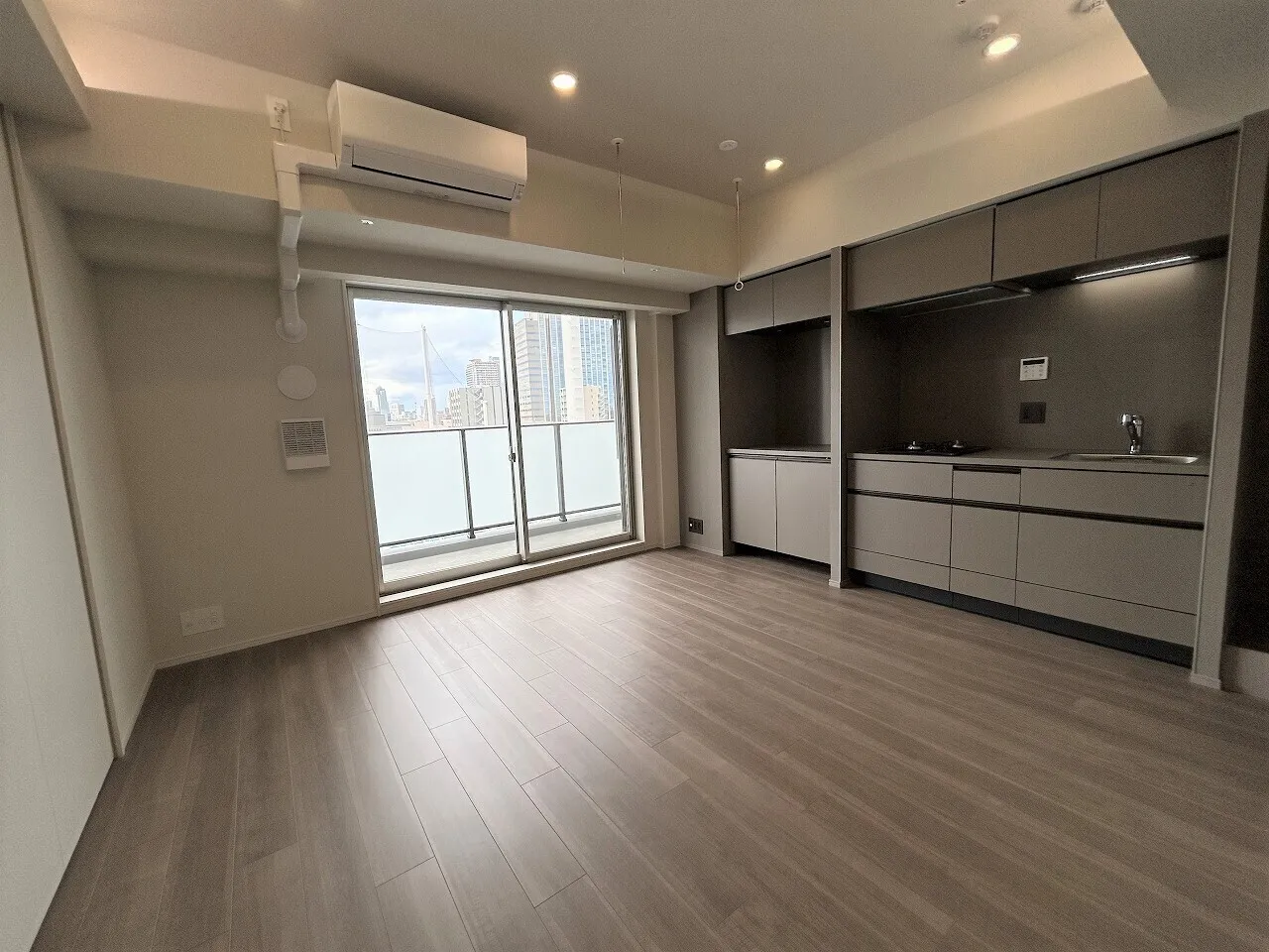 Blanchiesta Kiba - Interior - ["Flooring", "Floor", "Wood flooring"]