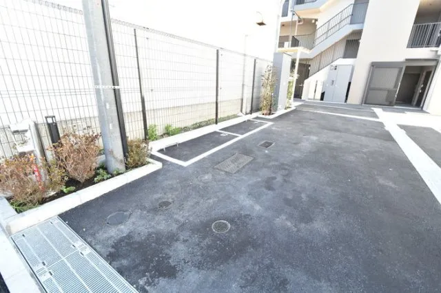 Grand Paseo Kiyosumi Shirakawa II - Other - ["Building", "Road surface", "Asphalt"]