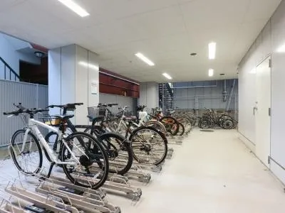 Premier Stage Shibakoen - Other - ["Bicycle", "Wheel", "Tire"]