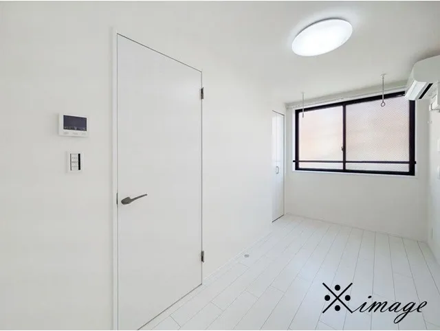 Goodenough Nakano Shinbashi - Interior - ["Flooring", "Ceiling", "Floor"]