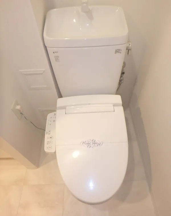 Esty Maison Toyosu Residence - Interior - ["Plumbing fixture", "Toilet seat", "Bathroom"]