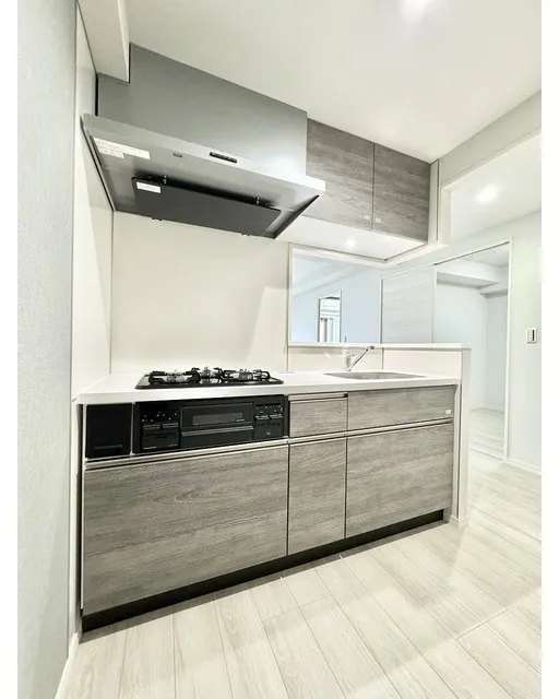 Comforia Nishiogu - Interior - ["Cabinetry", "Countertop", "Property"]