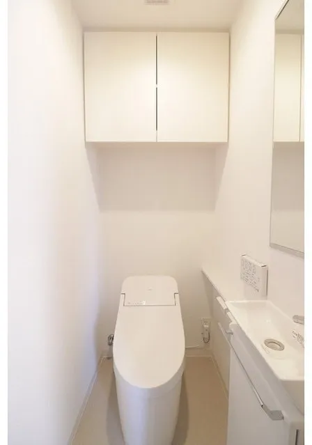 KDX Residence Hatchobori - Interior - ["Flooring", "Floor", "Plumbing fixture"]