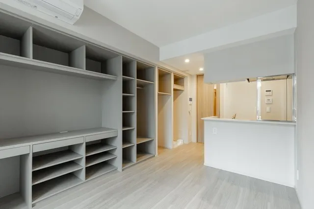 Maison Calm Nihonbashi Bakurocho - Interior - ["Cabinetry", "Furniture", "Building"]