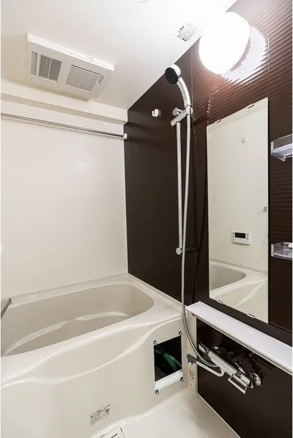 Comforia Liv Itabashi - Interior - ["Plumbing fixture", "Flooring", "Floor"]