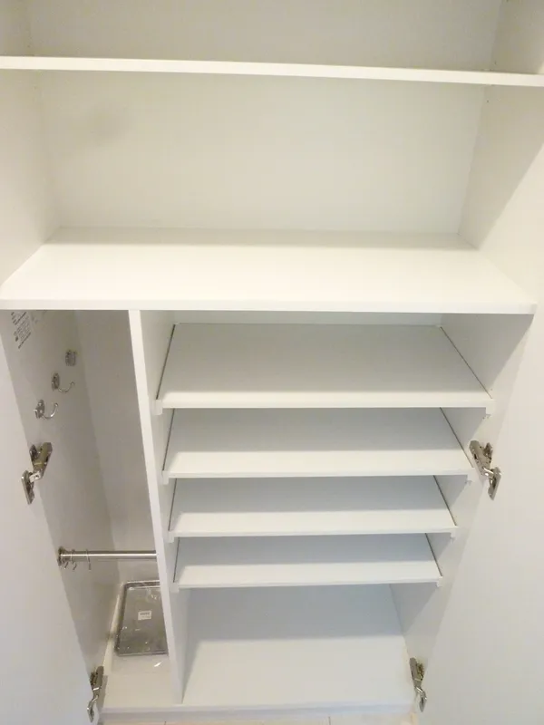 Casa Splendid Akasaka 7-Chome - Interior - ["Shelving", "Shelf", "Cupboard"]