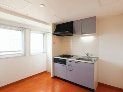 Across Meguro Tower - Interior - ["Apartment", "Condominium", "Daylighting"]