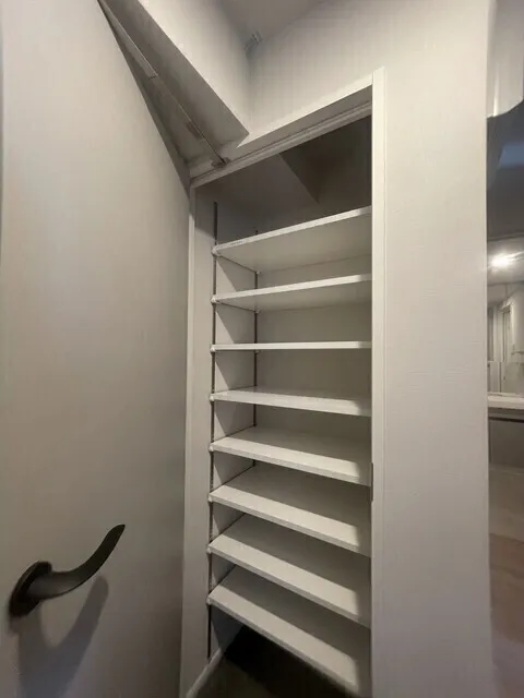 Urbanex Asakusabashi Front - Interior - ["Shelving", "Shelf", "Interior design"]