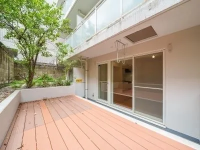 Nakazawa Court - Interior - ["Flooring", "Floor", "Wood flooring"]
