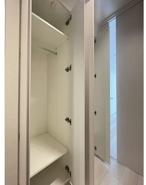 Season Flats Omorinishi - Interior - ["Wood", "Flooring", "Floor"]