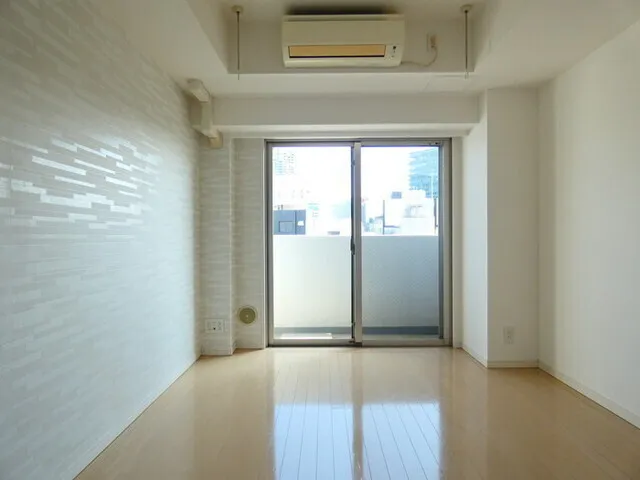 SQUARE Shibuya - Interior - ["Flooring", "Floor", "Ceiling"]