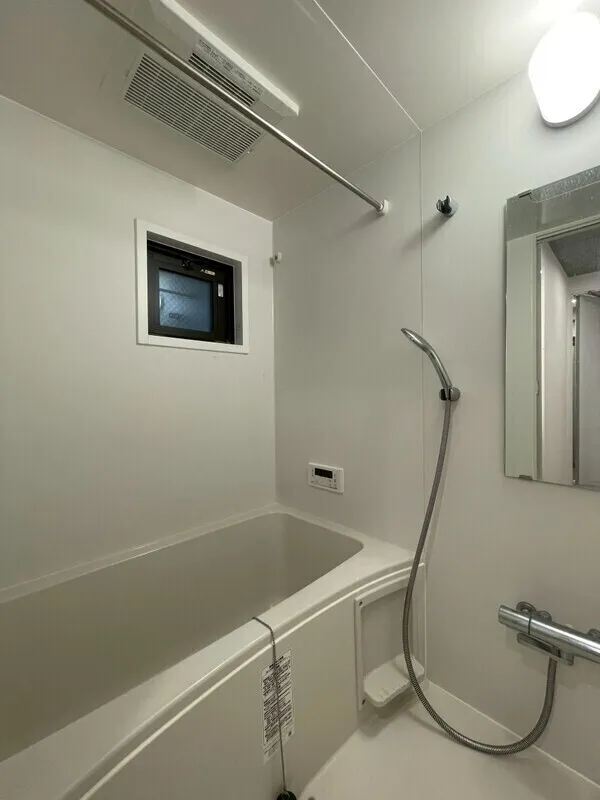 FARE Mejiro - Interior - ["Plumbing fixture", "Flooring", "Interior design"]