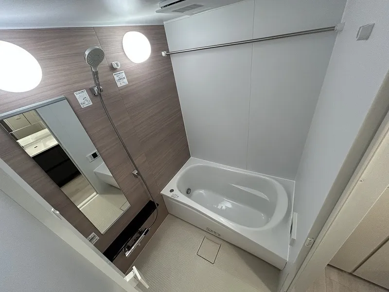 Blanchiesta Kiba - Interior - ["Plumbing fixture", "Flooring", "Floor"]